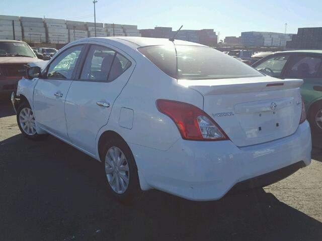 3N1CN7AP7GL918136 - 2016 NISSAN VERSA S WHITE photo 3