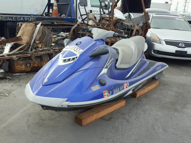 YAMA2550C111 - 2011 YAMAHA VXR BLUE photo 2