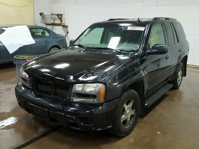 1GNDT13SX62304369 - 2006 CHEVROLET TRAILBLAZE BLACK photo 2