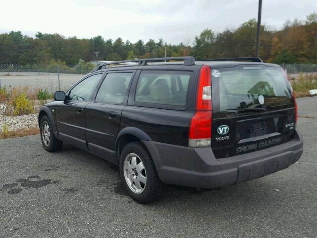 YV1SZ58D611013635 - 2001 VOLVO V70 BLACK photo 3