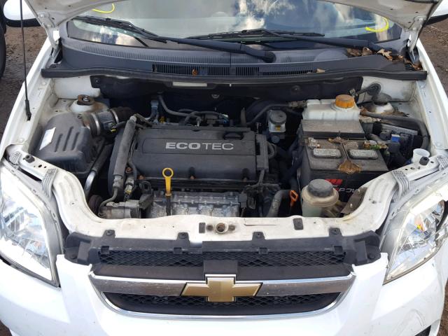 KL1TD5DE3BB140742 - 2011 CHEVROLET AVEO LS WHITE photo 7