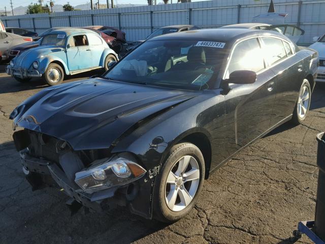 2C3CDXBG8EH325538 - 2014 DODGE CHARGER SE BLACK photo 2