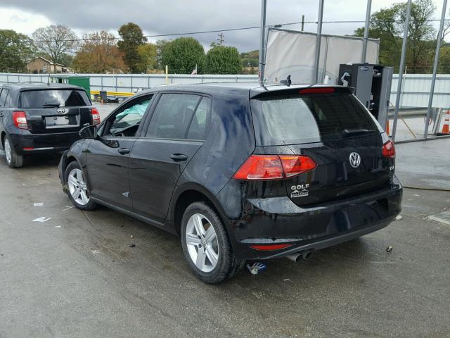 3VW217AU8HM071825 - 2017 VOLKSWAGEN GOLF S BLACK photo 3