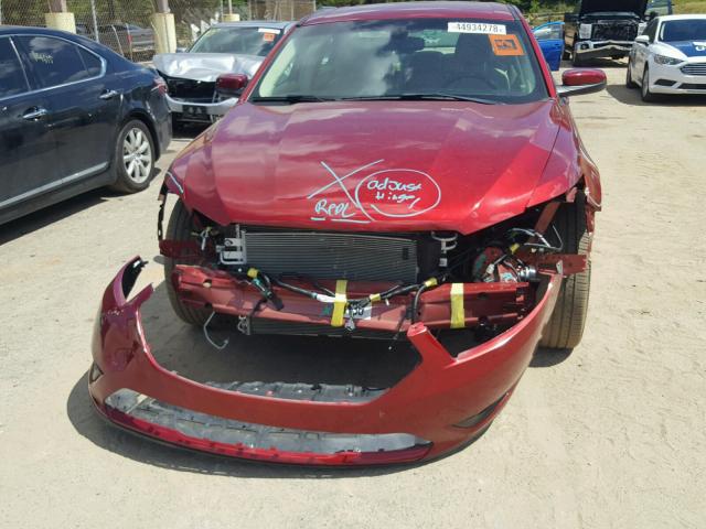 1FAHP2E8XFG194762 - 2015 FORD TAURUS SEL RED photo 9