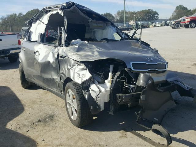 KNDJN2A20F7220367 - 2015 KIA SOUL SILVER photo 1