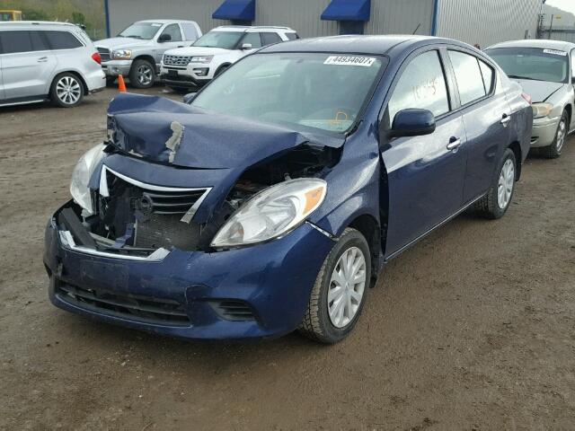 3N1CN7AP4CL886367 - 2012 NISSAN VERSA S BLUE photo 2