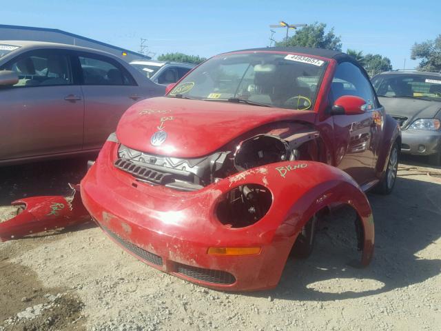 3VWRF31Y18M403051 - 2008 VOLKSWAGEN NEW BEETLE 红色 照片 2