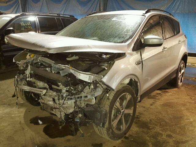 1FMCU0GD2HUA19904 - 2017 FORD ESCAPE SE 银色 照片 2