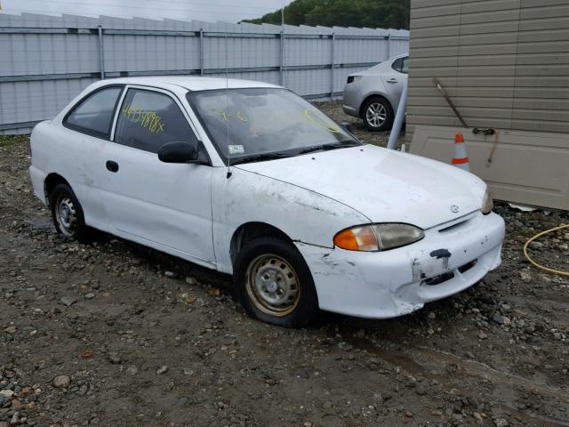 KMHVD14N6TU175903 - 1996 HYUNDAI ACCENT BAS WHITE photo 1