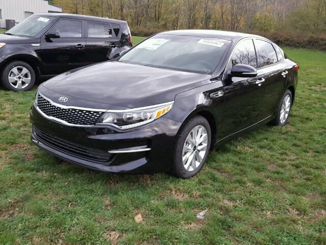 5XXGU4L36JG196820 - 2018 KIA OPTIMA BLACK photo 2