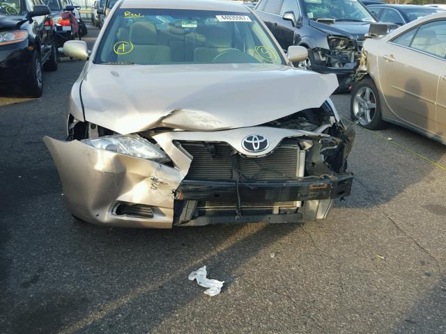 4T4BE46K99R116802 - 2009 TOYOTA CAMRY GOLD photo 9