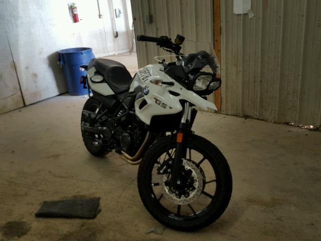 WB10B1104FZF85975 - 2015 BMW F700 GS WHITE photo 1