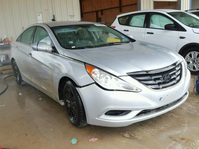 5NPEB4AC5DH763270 - 2013 HYUNDAI SONATA SILVER photo 1