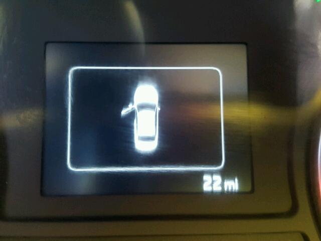 5XXGU4L31JG201048 - 2018 KIA OPTIMA SILVER photo 8