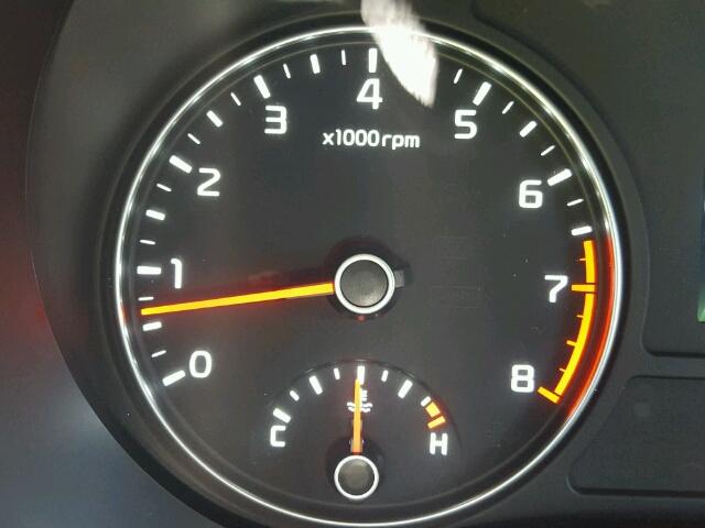 5XXGU4L31JG201048 - 2018 KIA OPTIMA SILVER photo 9