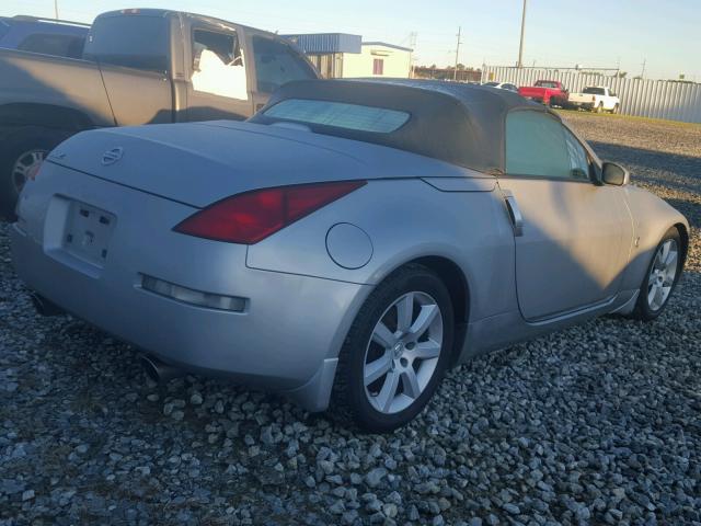 JN1AZ36AX5M754862 - 2005 NISSAN 350Z ROADS SILVER photo 4