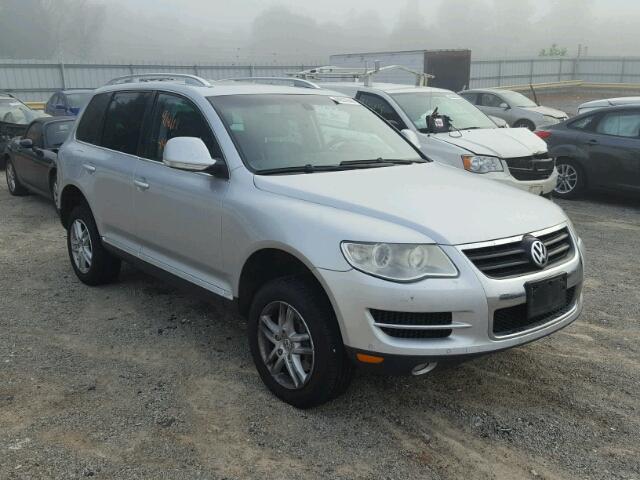 WVGBE77L38D025347 - 2008 VOLKSWAGEN TOUAREG 2 SILVER photo 1