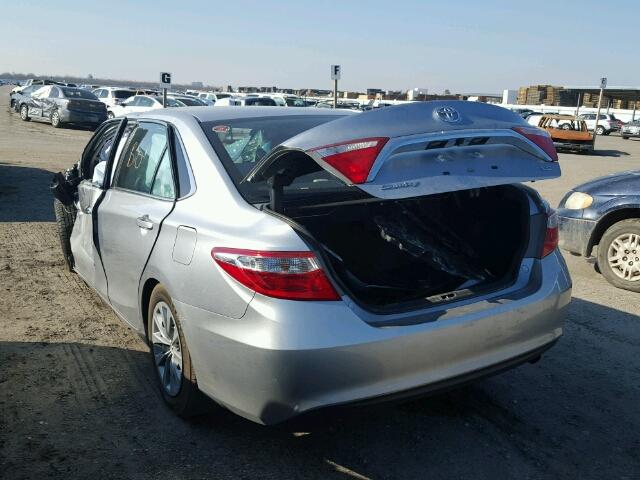 4T1BF1FK7FU474854 - 2015 TOYOTA CAMRY LE SILVER photo 3