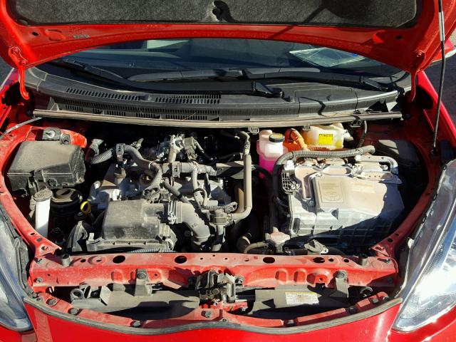 JTDKDTB35G1128499 - 2016 TOYOTA PRIUS C RED photo 7