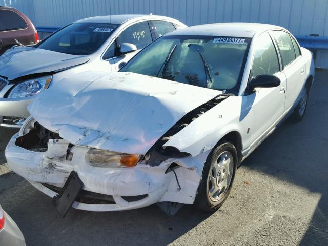 1G8ZK5274YZ147822 - 2000 SATURN SL2 WHITE photo 2