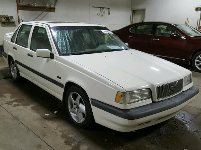 YV1LS5724T1303979 - 1996 VOLVO 850 WHITE photo 1