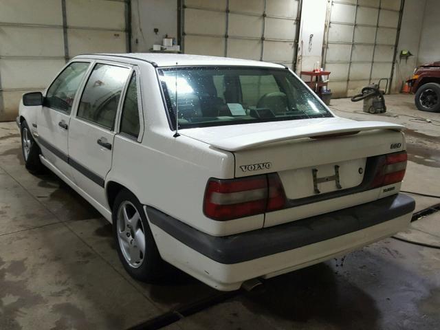 YV1LS5724T1303979 - 1996 VOLVO 850 Սպիտակ լուսանկար 3