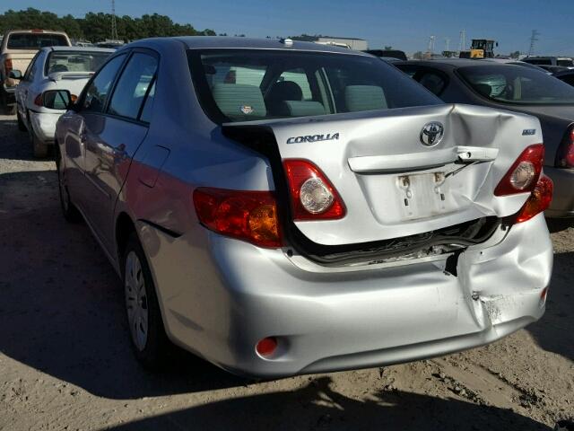 1NXBU40E09Z094642 - 2009 TOYOTA COROLLA BA SILVER photo 3