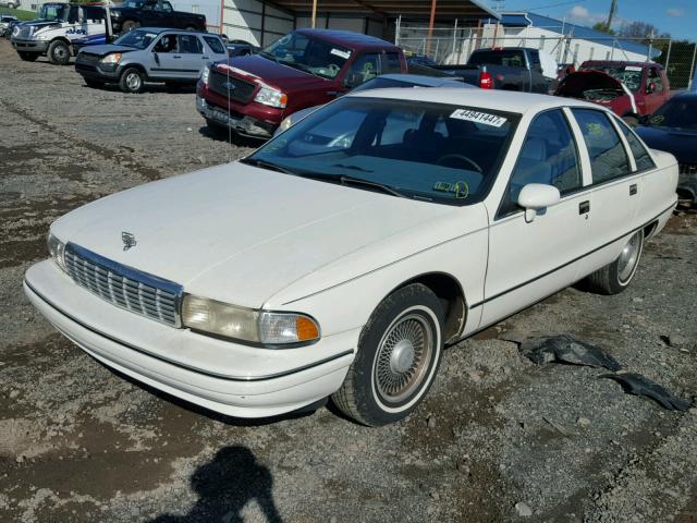 1G1BN53E1NR155229 - 1992 CHEVROLET CAPRICE CL WHITE photo 2