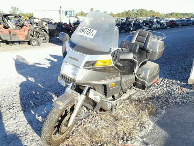 1HFSC1414EA012989 - 1984 HONDA GL1200 I SILVER photo 2