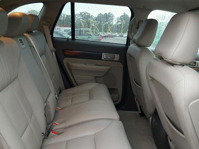 2LMDU68C27BJ31818 - 2007 LINCOLN MKX CREAM photo 6