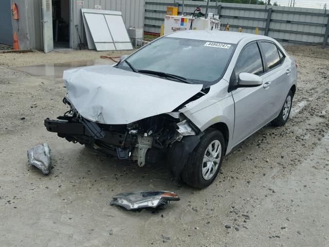 5YFBURHE1GP497643 - 2016 TOYOTA COROLLA L SILVER photo 2