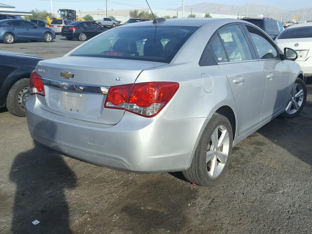 1G1PE5SB5F7179740 - 2015 CHEVROLET CRUZE LT SILVER photo 4