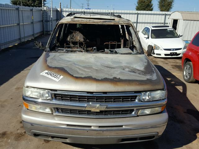 1GNEC13Z54J309578 - 2004 CHEVROLET TAHOE BEIGE photo 9