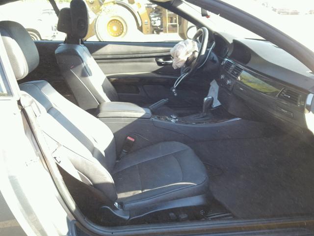 WBAWL73599P182753 - 2009 BMW 335 I GRAY photo 5