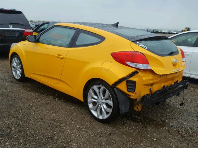 KMHTC6AD8DU154636 - 2013 HYUNDAI VELOSTER B YELLOW photo 3