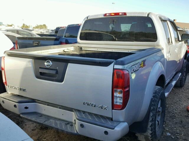 1N6AD0EV5DN757463 - 2013 NISSAN FRONTIER S SILVER photo 4