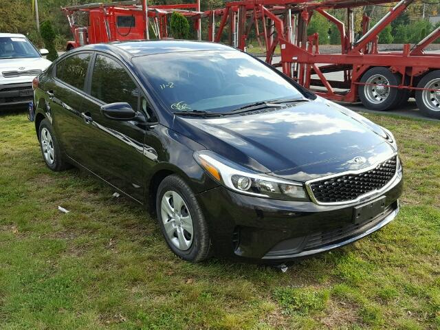 3KPFL4A76HE100160 - 2017 KIA FORTE BLACK photo 1