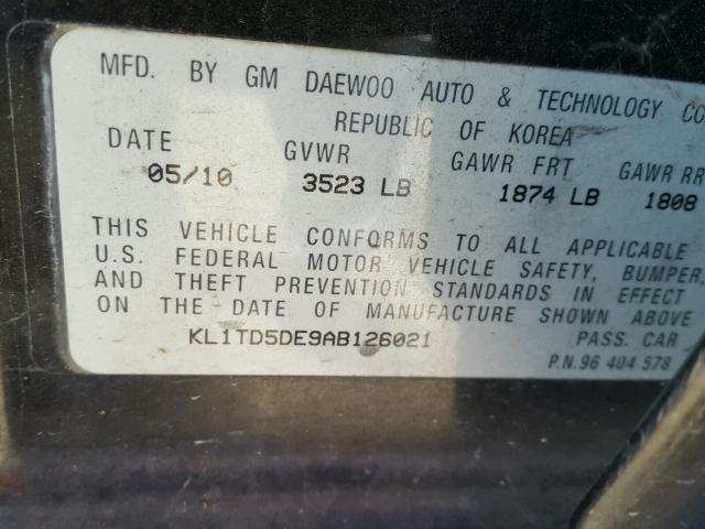 KL1TD5DE9AB126021 - 2010 CHEVROLET AVEO LS BLACK photo 10