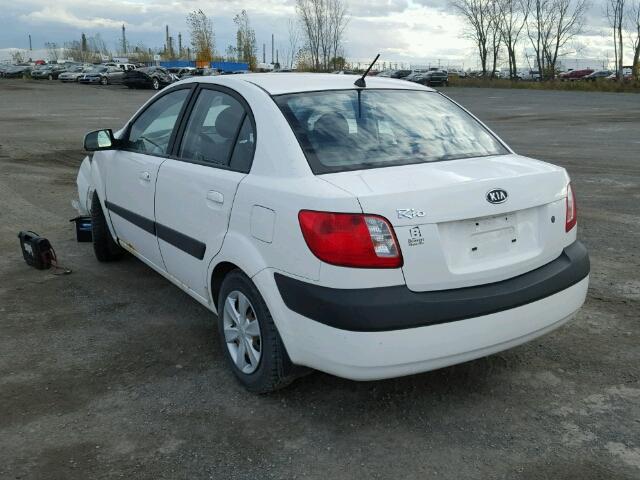 KNADE123666120629 - 2006 KIA RIO WHITE photo 3