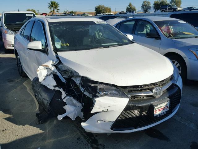 4T1BF1FK6HU423431 - 2017 TOYOTA CAMRY LE WHITE photo 1