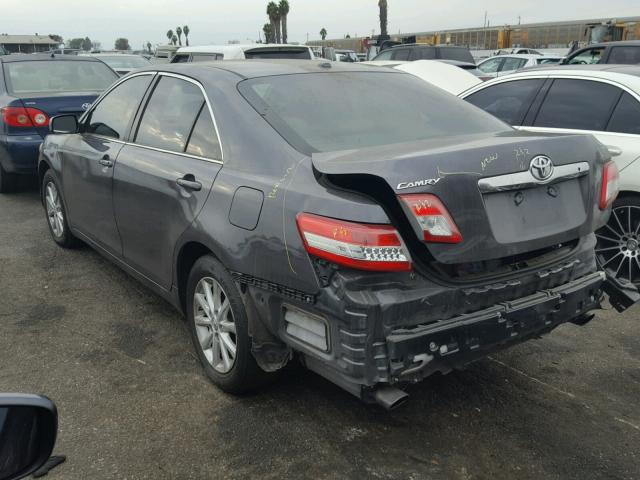 4T1BK3EK4AU114118 - 2010 TOYOTA CAMRY SE GRAY photo 3