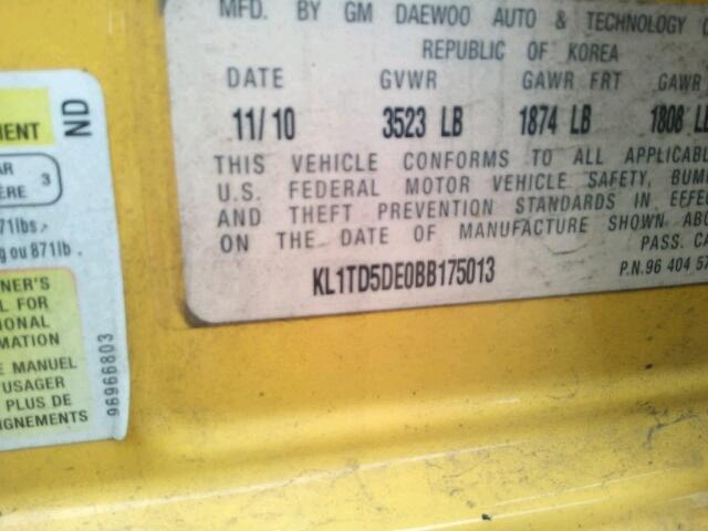 KL1TD5DE0BB175013 - 2011 CHEVROLET AVEO LS YELLOW photo 10