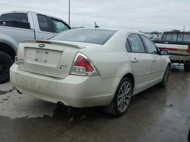 3FAHP07169R144975 - 2009 FORD FUSION SE WHITE photo 4