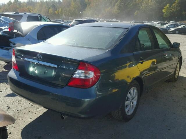 4T1BE30K82U530608 - 2002 TOYOTA CAMRY LE GREEN photo 4