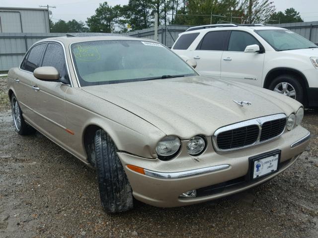 SAJWA71C24SG15561 - 2004 JAGUAR XJ8 GOLD photo 1