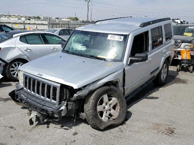 1J8HH48K28C125593 - 2008 JEEP COMMANDER Gümüş foto 2