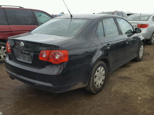 3VWGF71K77M010695 - 2007 VOLKSWAGEN JETTA BLACK photo 4