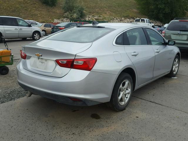 1G1ZB5ST8HF137274 - 2017 CHEVROLET MALIBU LS 银色 照片 4
