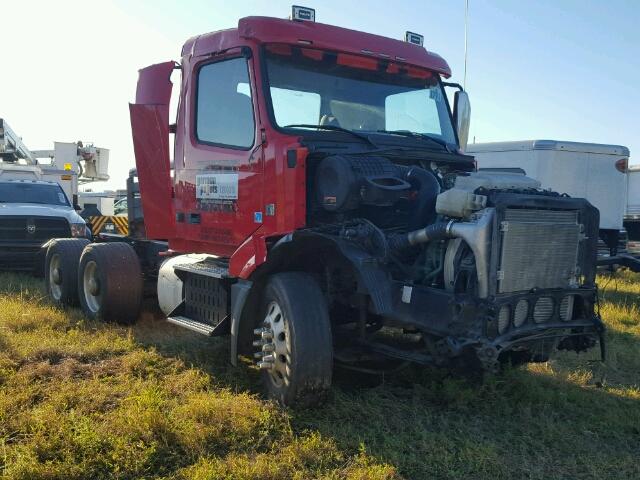 4V4NC9EH1GN963362 - 2016 VOLVO VN VNL RED photo 1