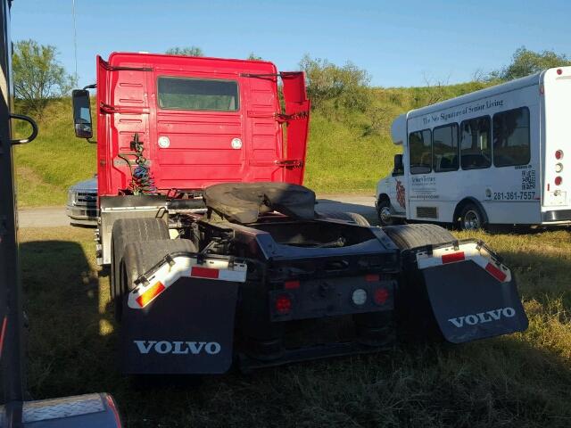 4V4NC9EH1GN963362 - 2016 VOLVO VN VNL RED photo 3